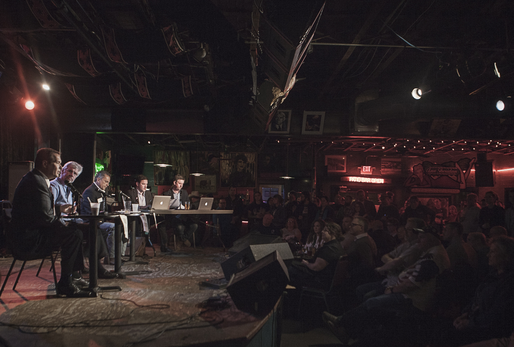 A scene from a previous well-attended #WDDI debate at Dan's Silverleaf. 