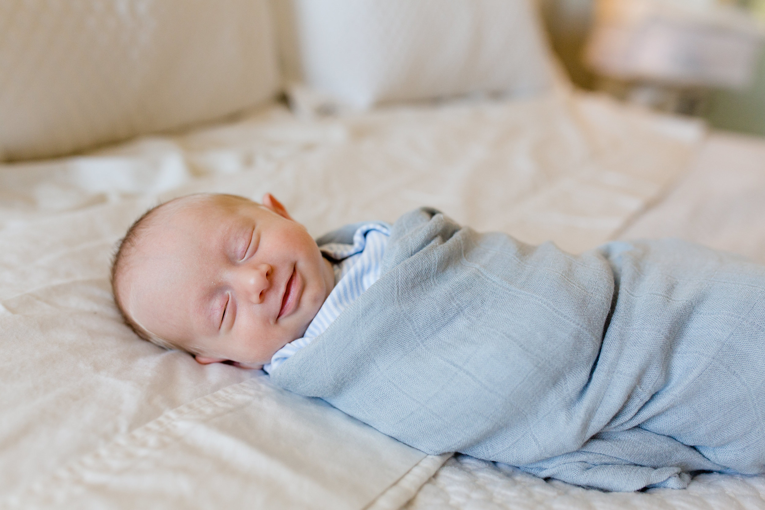 baby_smiles_newborn_photographer_Oklahoma_in_home.JPG