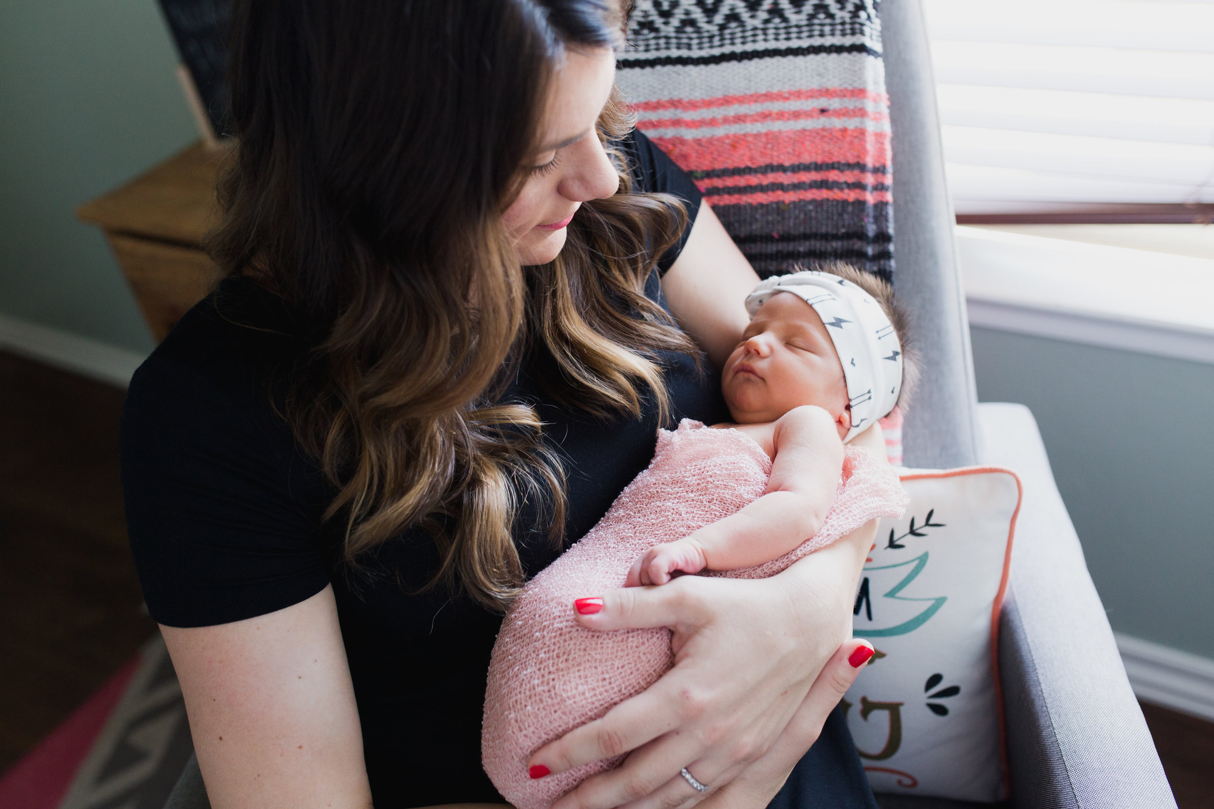 family_lifestyle_photos_newborn_photographer_near_me.JPG