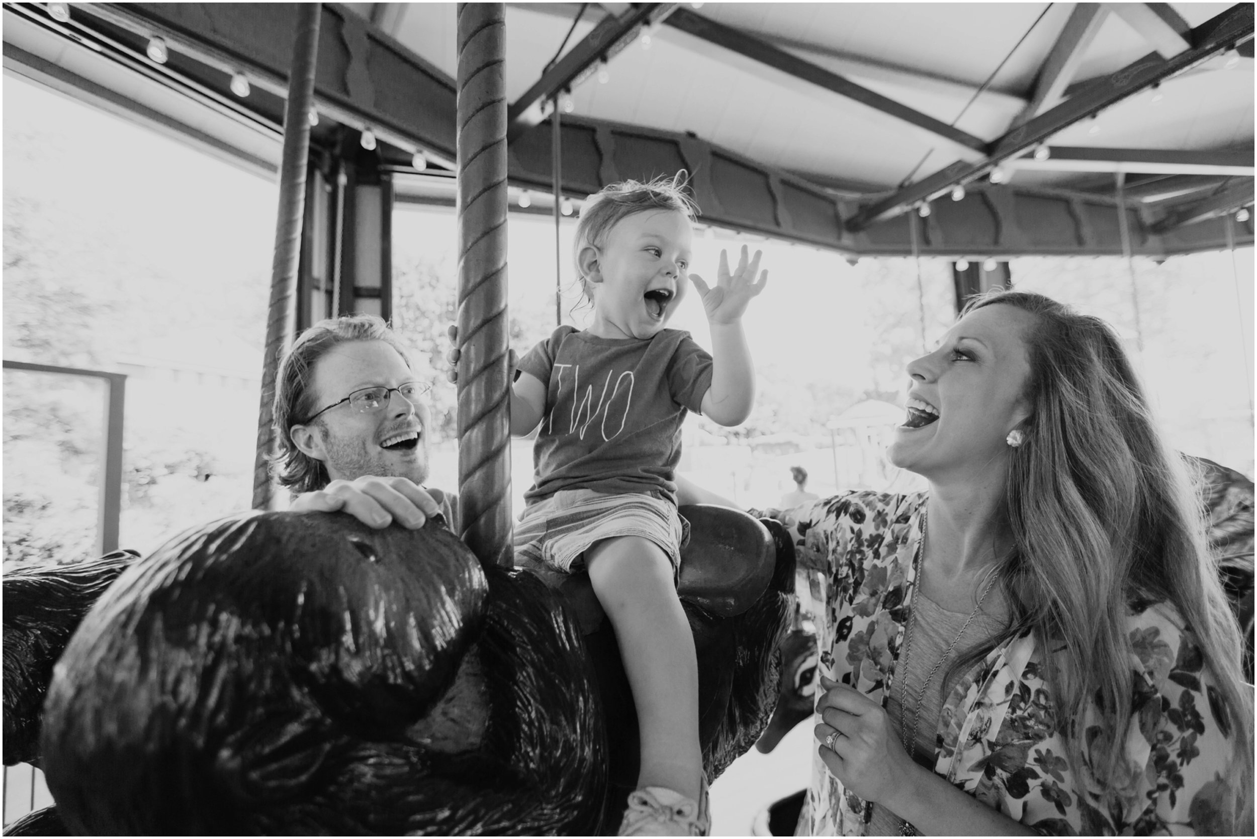 Oklahoma_City_zoo_family_photographer_birthday_photos_candid.jpg