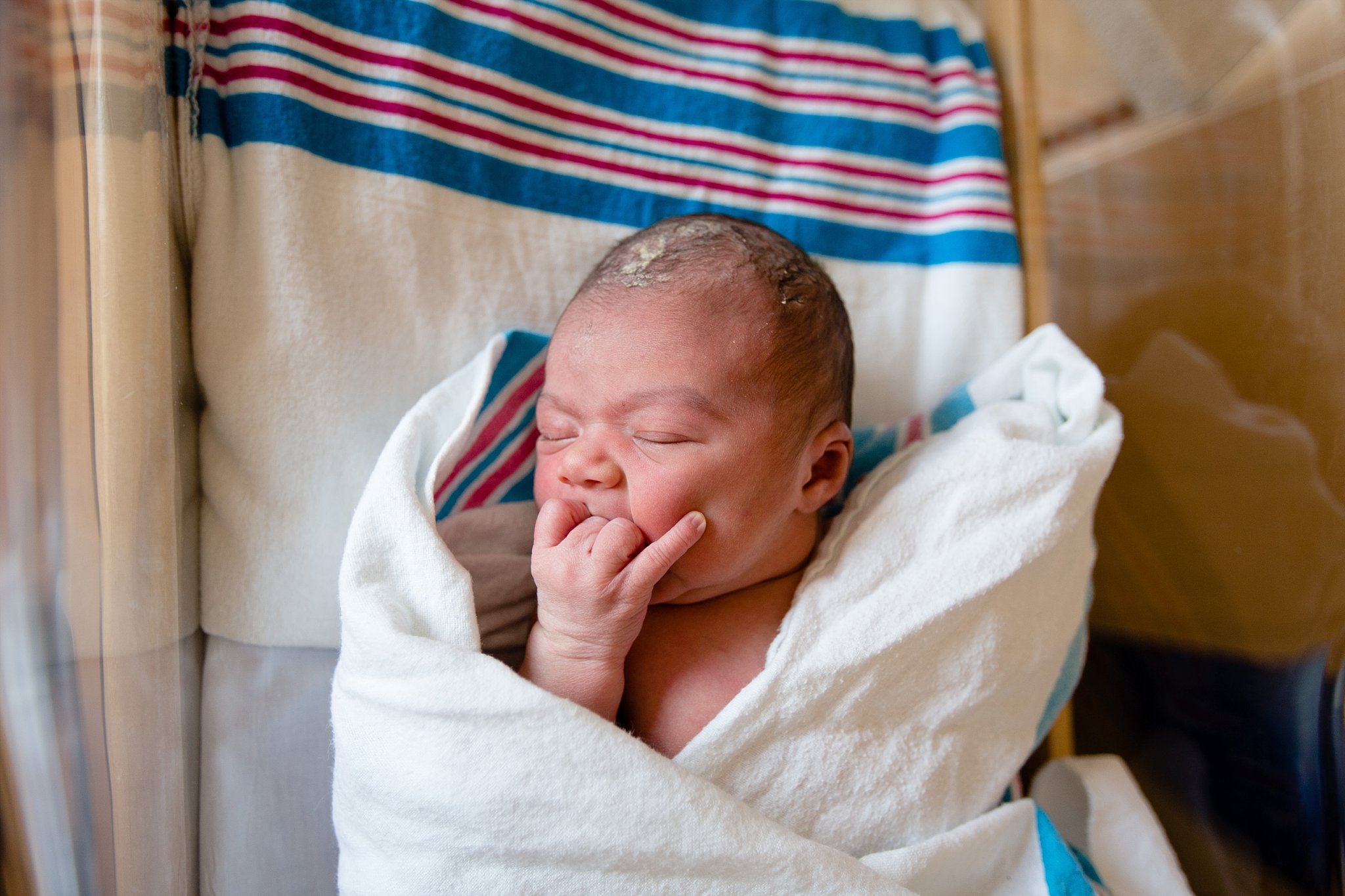 edmond-oklahoma-hospital-newborn-photographer-baby.jpg