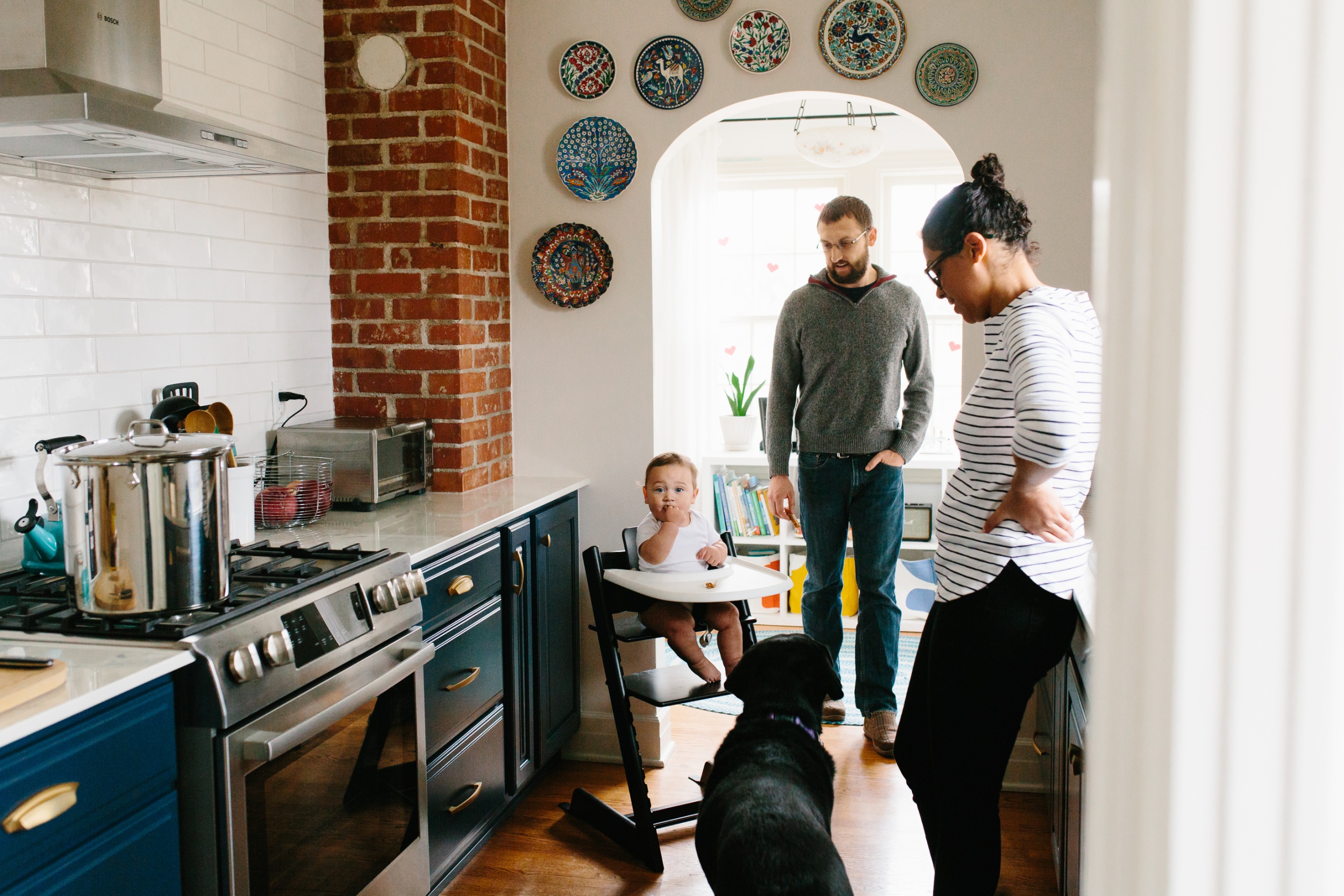 oklahoma-city-lifestyle-photographer-baby-milestone-home-blue-kitchen.jpg