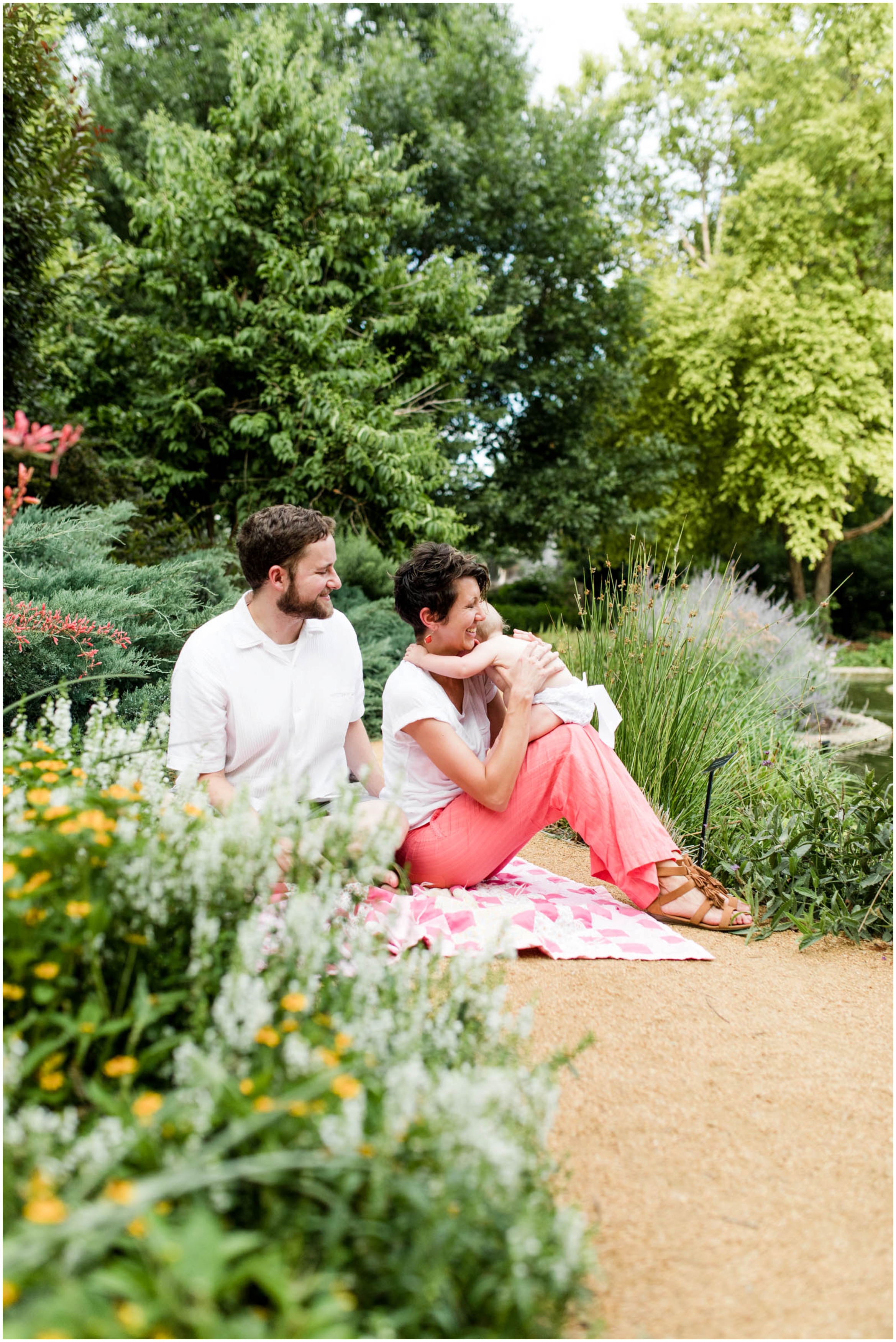 bright clean family photographer near me