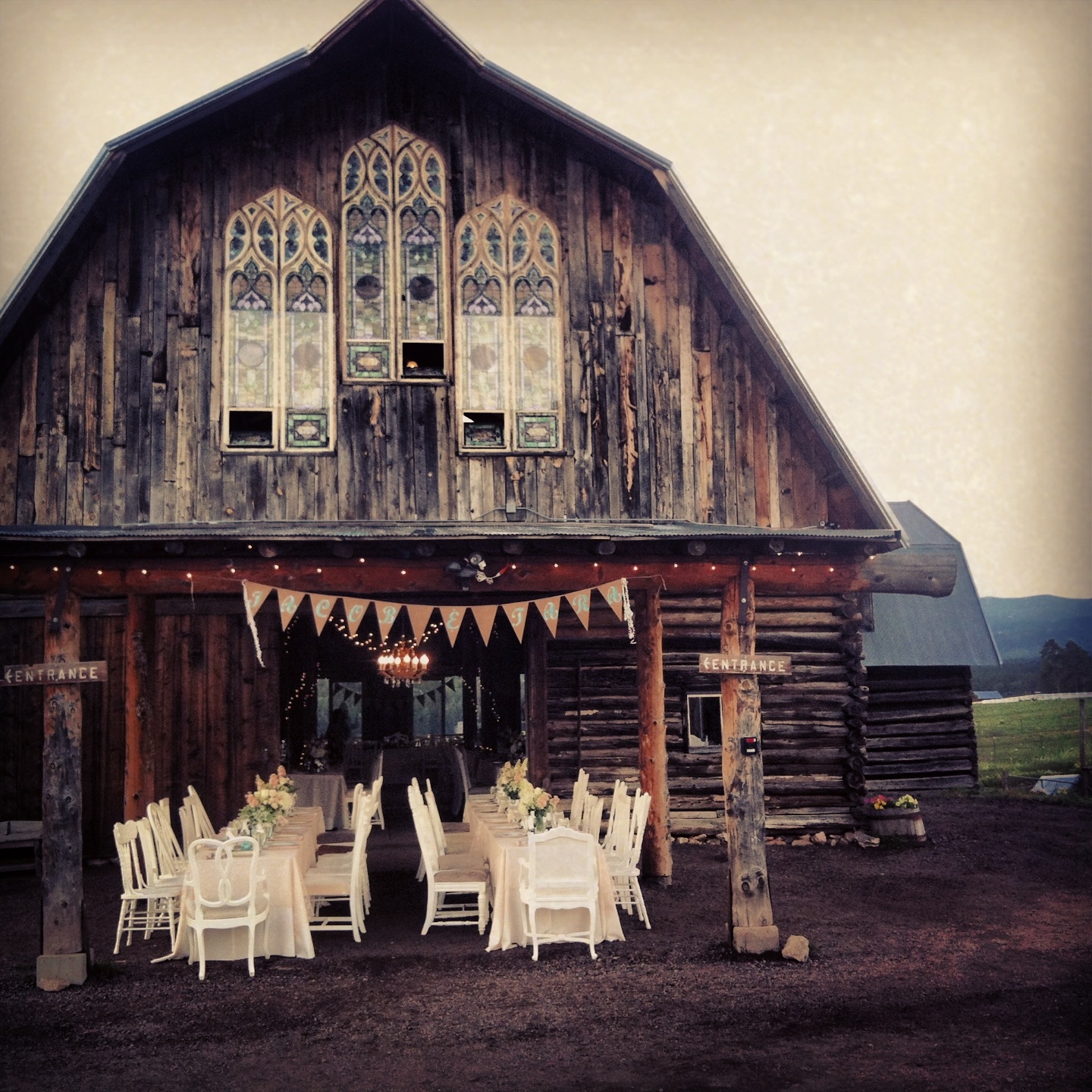 barn wedding style.jpg