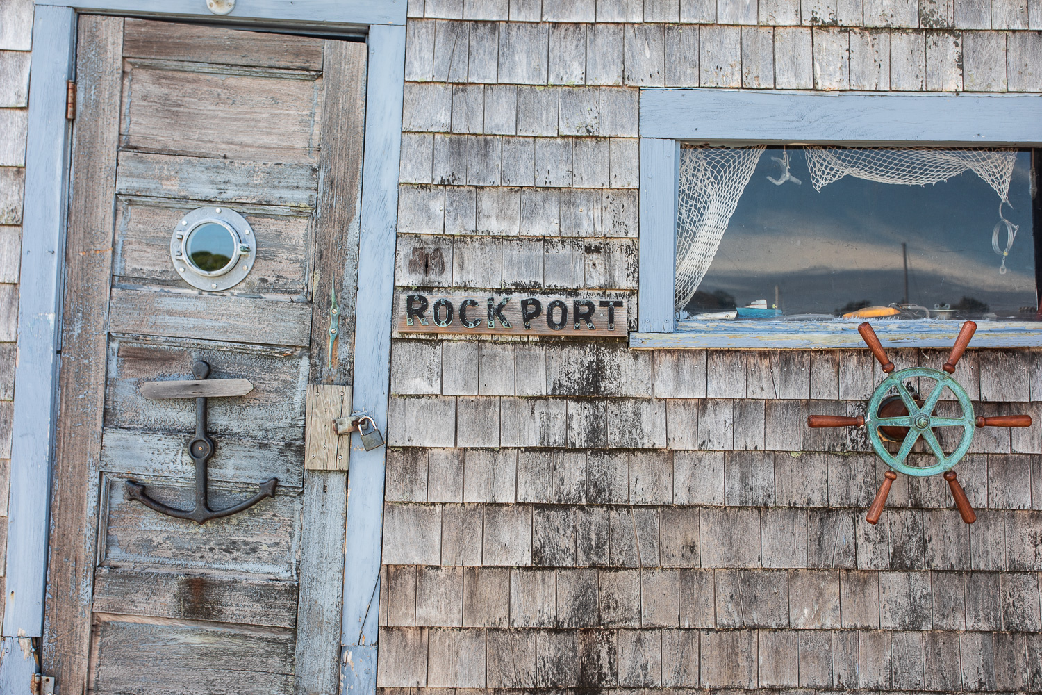 A shed directly across from Motif Number 1 reminds you that you're in a fishing village.