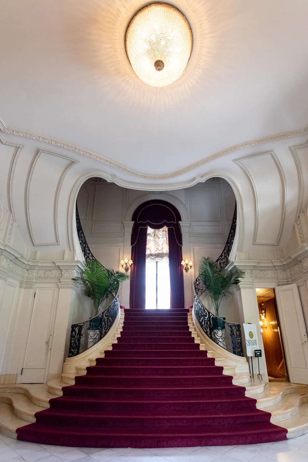 Another view of the grand staircase at Rosecliff.