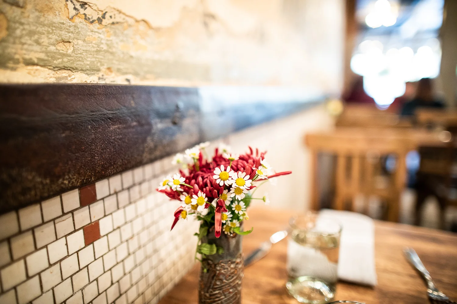 The fresh bouquet of daisies at the table at Rhubarb were a pleasant sight.