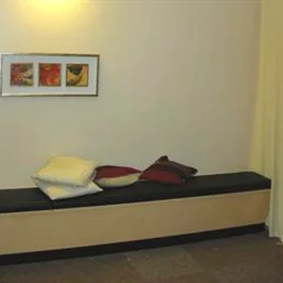 Saskia-Prayer-Room.jpg