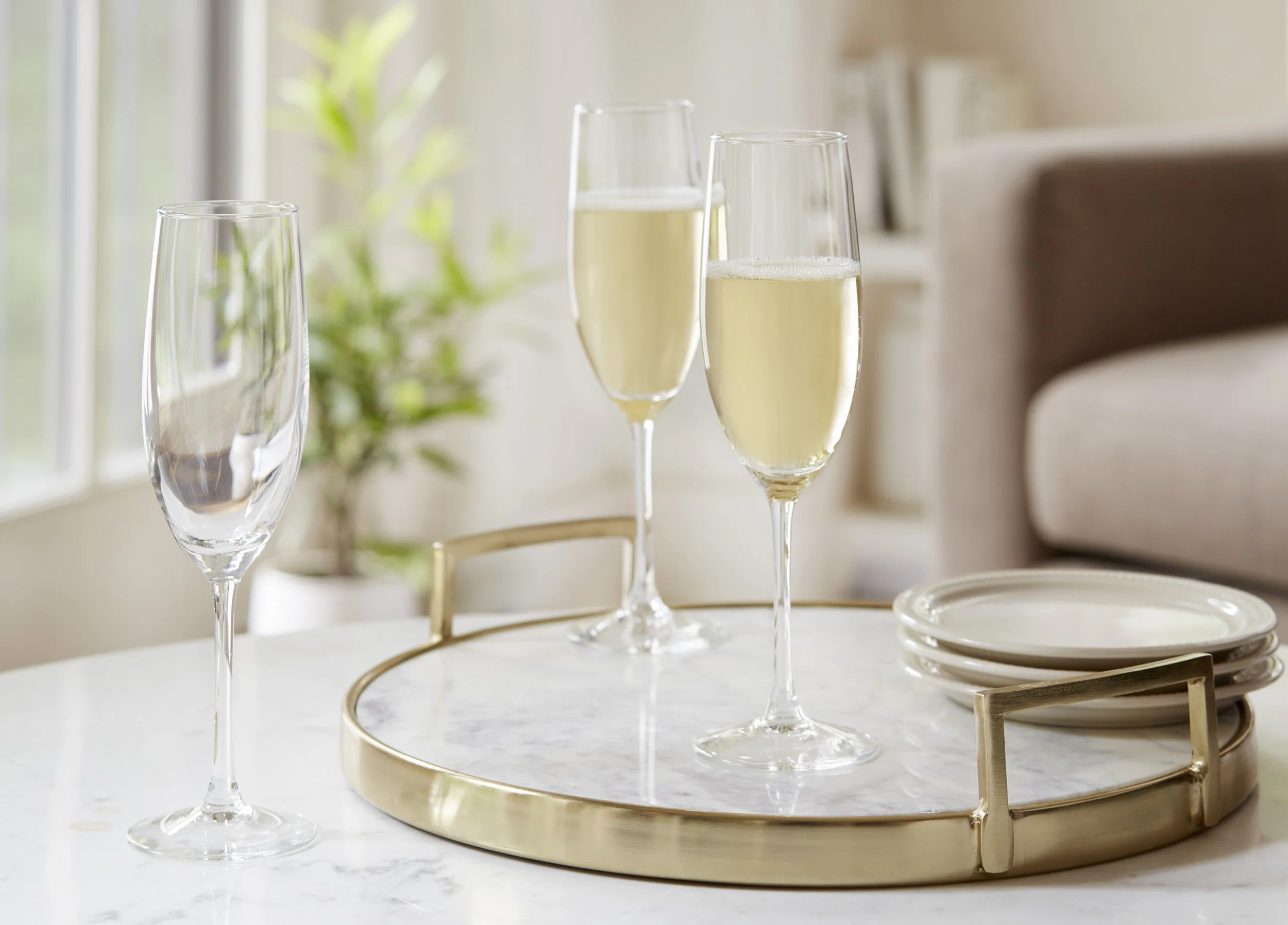 C-000692-01-109_200-03-0037_THR_4pcChampagneGlassSet8oz.jpg