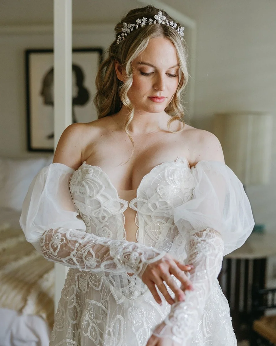 Absolutely loved working with Justine on her wedding day look! 🌾🌾 She went all out with her hair and make up while still keeping it true to herself. It was giving medieval goddess, Queen vibes &mdash; she was a total vision! #bridalglow #feelingyou