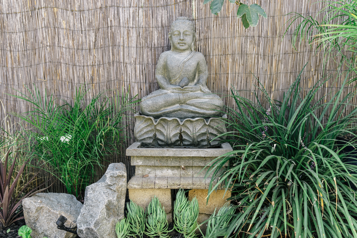 A simple fountain mask neighbor noise. 