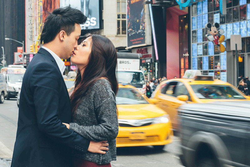 TiffJon-NYC-Timesquare-BrooklynBridge-Grandcentral-CynthiaChung-Engagement-0004