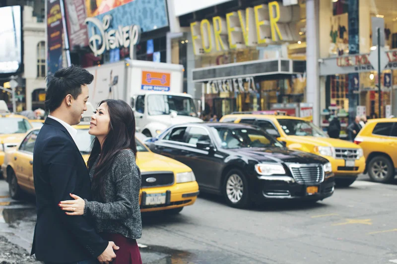 TiffJon-NYC-Timesquare-BrooklynBridge-Grandcentral-CynthiaChung-Engagement-0018