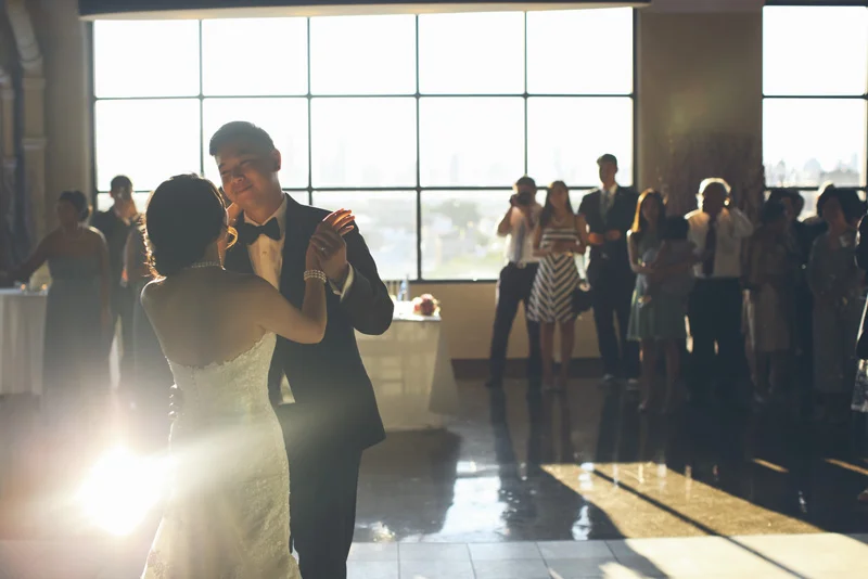 A New York City Summer Studio Long Island City Wedding