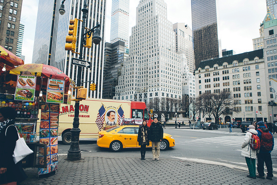 FABIANA-MICHELE-NYC-ENGAGEMENT-SESSION-MET-CYNTHIACHUNG-0034.gif