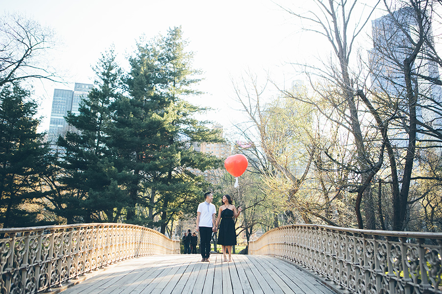 JENNIFER-PAUL-NYC-ENGAGEMENT-SESSION-CYNTHIACHUNG-BLOG-0040.jpg