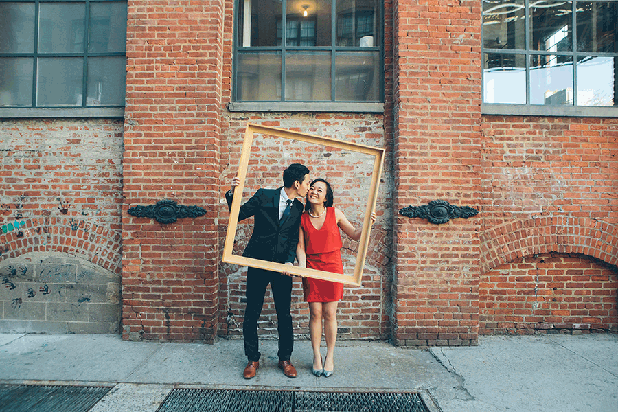 NANCY-SUNG-BROOKLYN-ENGAGEMENT-NYC-CYNTHIACHUNG-0025.gif