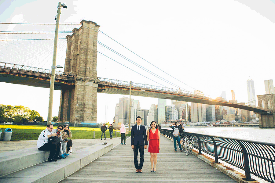 NANCY-SUNG-BROOKLYN-ENGAGEMENT-NYC-CYNTHIACHUNG-0044.gif
