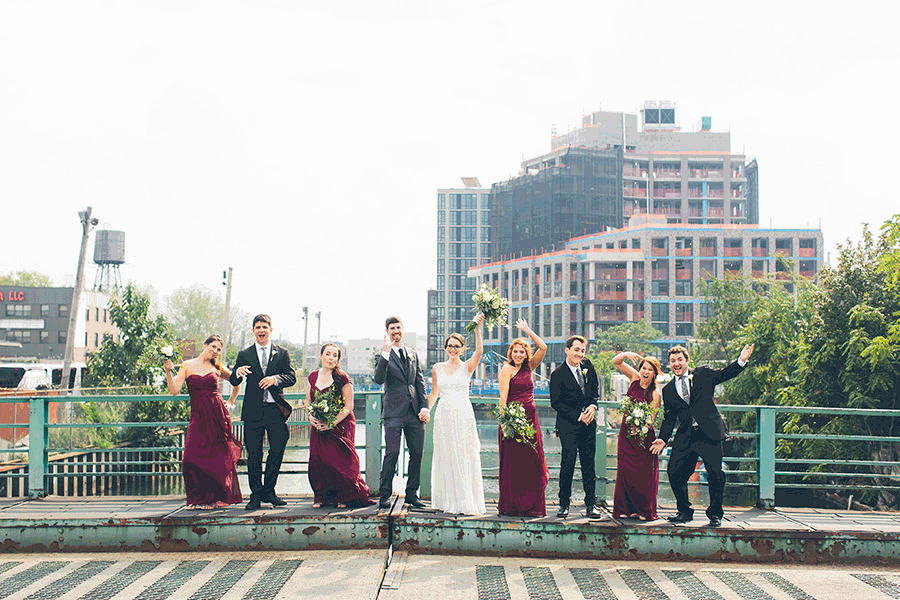 LAURIE-MATT-501-UNION-BROOKLYN-NYC-WEDDING-BLOG-CYNTHIACHUNG-A-0071.gif