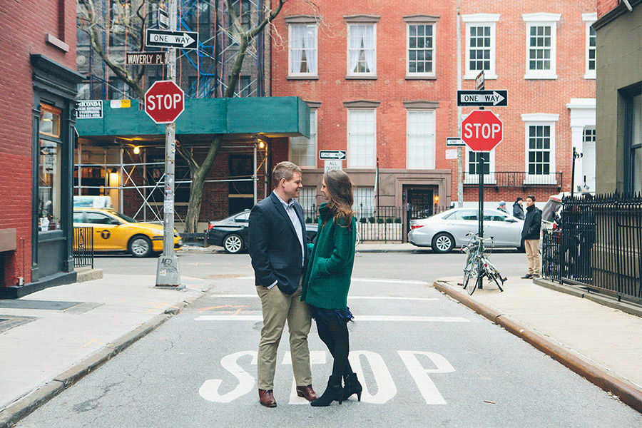 Hannah-Nate-NYC-Engagement-Session-CynthiaChung-Gifs-0020.gif