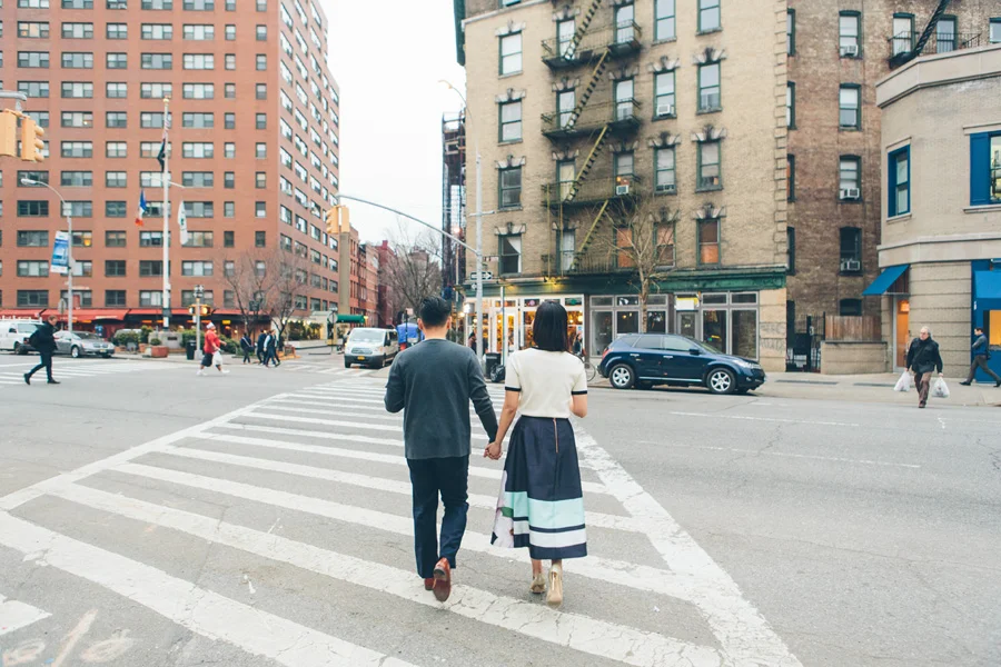 kate-thomas-nyc-highline-chelsea-engagement-photography-session-cynthiachung-0038.jpg