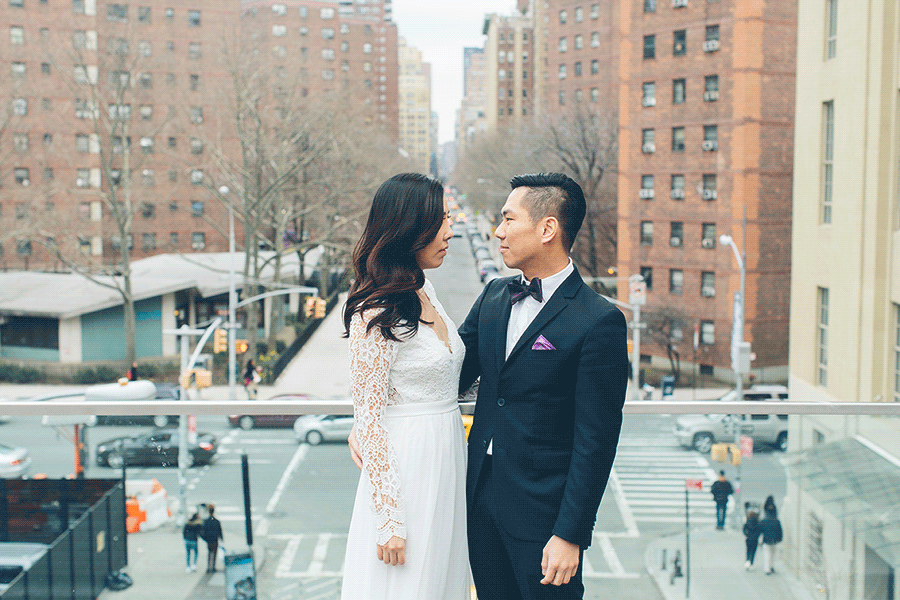 KATE-THOMAS-NYC-ENGAGEMENT-CYNTHIACHUNG-0001.gif