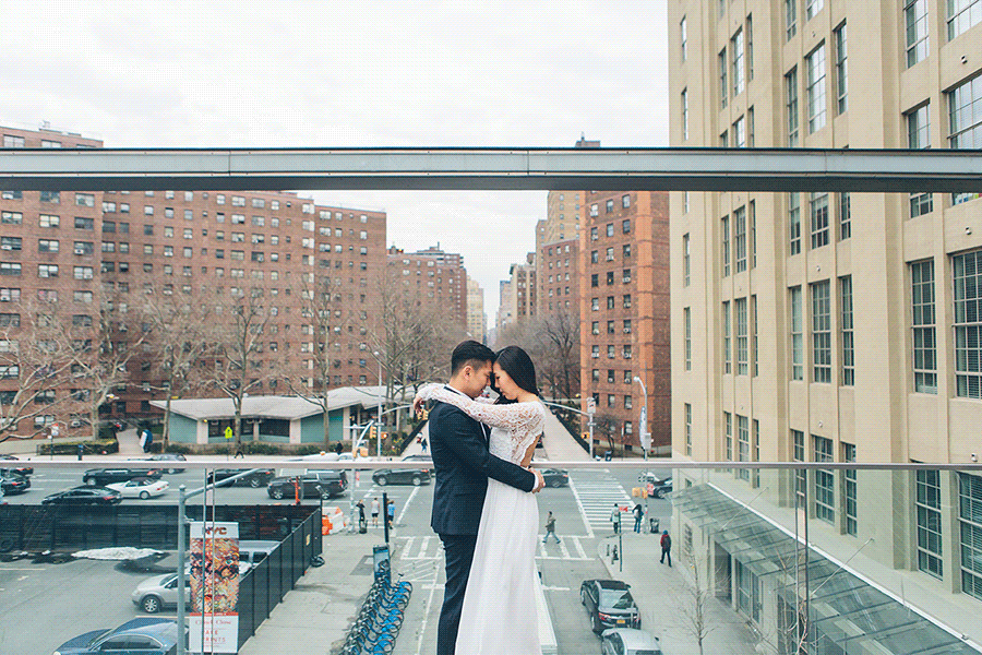 KATE-THOMAS-NYC-ENGAGEMENT-CYNTHIACHUNG-0003.gif