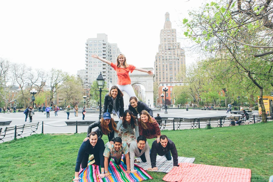 A NYC FRIENDS TV SHOW INSPIRED ENGAGEMENT SESSION AT WASHINGTON SQUARE PARK IN NEW YORK CITY and The High Line