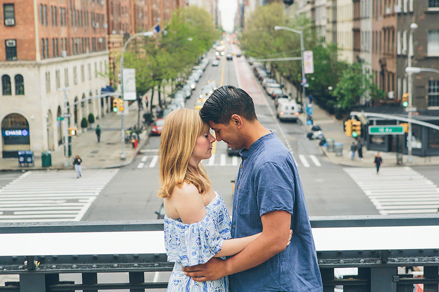 A NYC FRIENDS TV SHOW INSPIRED ENGAGEMENT SESSION AT WASHINGTON SQUARE PARK IN NEW YORK CITY and The High Line