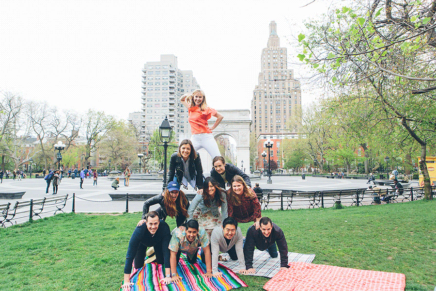A NYC FRIENDS TV SHOW INSPIRED ENGAGEMENT SESSION AT WASHINGTON SQUARE PARK IN NEW YORK CITY and The High Line
