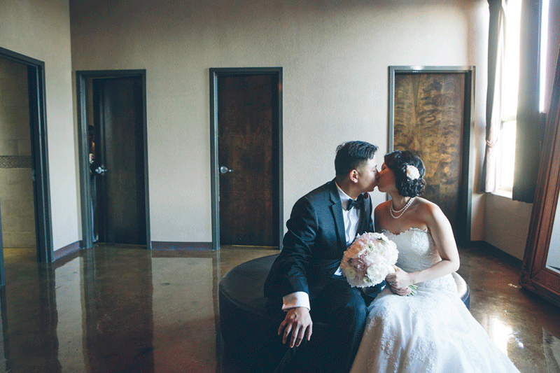 NEW-YORK-CITY-WEDDING-PHOTOGRAPHER-BROOKLYN-CENTRAL-PARK-ENGAGEMENT-PHOTOGRAPHY-CYNTHIACHUNG-0060.gif