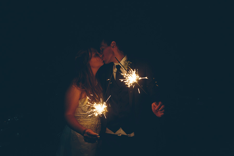 NEW-YORK-CITY-WEDDING-PHOTOGRAPHER-BROOKLYN-CENTRAL-PARK-ENGAGEMENT-PHOTOGRAPHY-CYNTHIACHUNG-RECEPTION-0005.gif