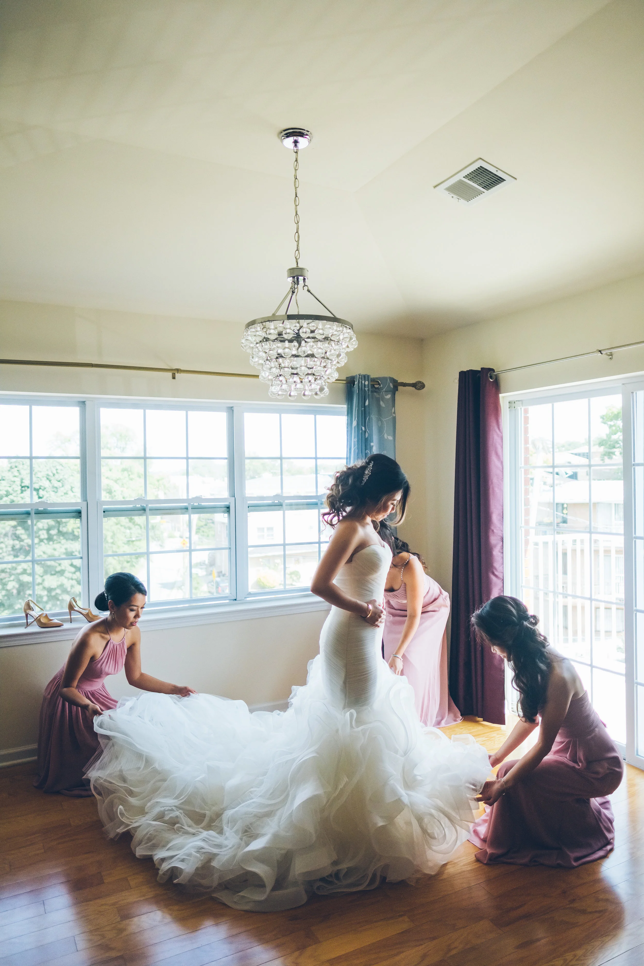 JUDITH-IRVING-NYC-WEDDING-BRIDEPREP-CYNTHIACHUNG-0049.jpg