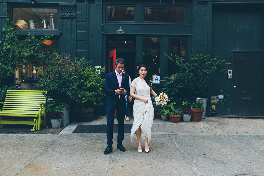 NEW-YORK-CITY-WEDDING-PHOTOGRAPHER-WEST-VILLAGE-GREENWICH-HOTEL-GRAND-BANKS-PIER-0045.jpg