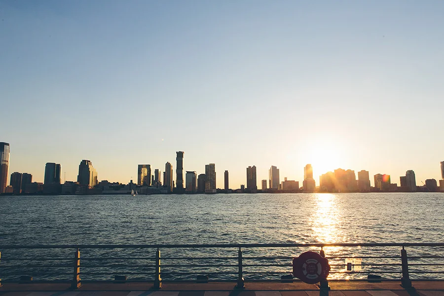 NEW-YORK-CITY-WEDDING-PHOTOGRAPHER-WEST-VILLAGE-GREENWICH-HOTEL-GRAND-BANKS-PIER-0093.jpg