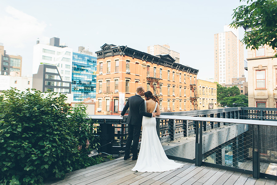 NEW-YORK-CITY-WEDDING-PHOTOGRAPHER-CURRENT-CHELSEAPIERS-THE-HIGHLINE-DREAM-HOTELS-CHELSEA-MANHATTAN-BROOKLYN-WEDDING-PHOTOGRAPHY-0034.jpg