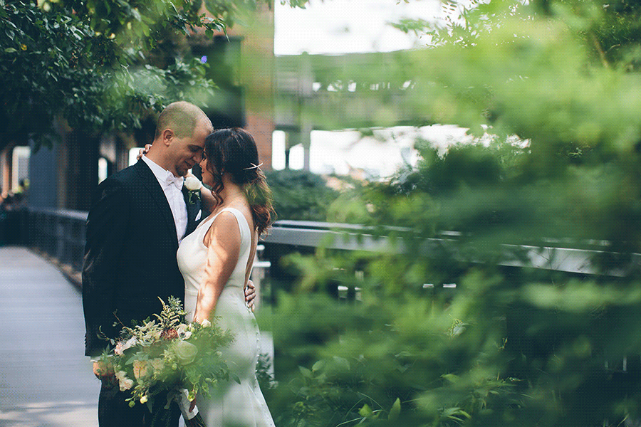 NEW-YORK-CITY-WEDDING-PHOTOGRAPHER-CURRENT-CHELSEAPIERS-THE-HIGHLINE-DREAM-HOTELS-CHELSEA-MANHATTAN-BROOKLYN-WEDDING-PHOTOGRAPHY-0005.gif