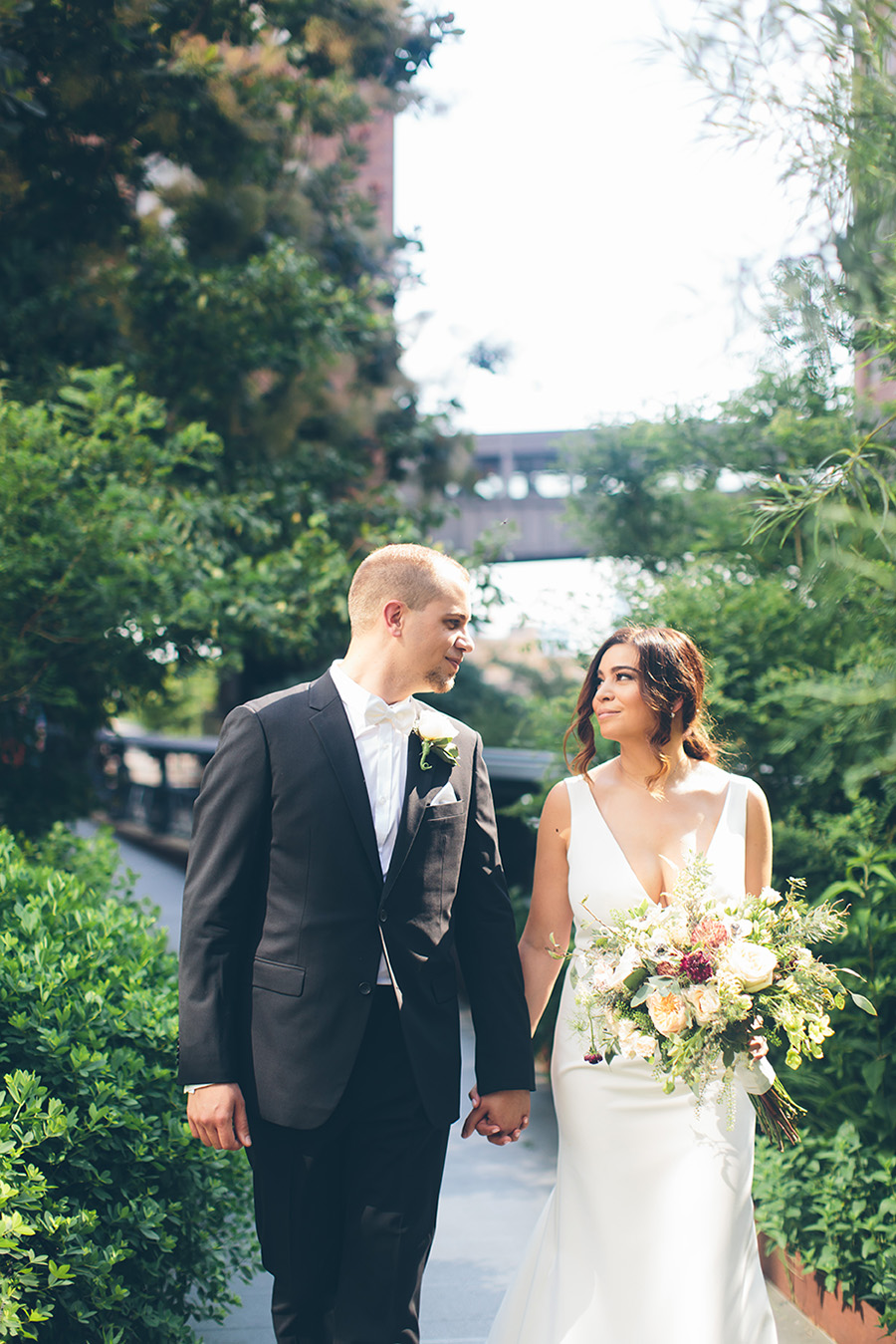 NEW-YORK-CITY-WEDDING-PHOTOGRAPHER-CURRENT-CHELSEAPIERS-THE-HIGHLINE-DREAM-HOTELS-CHELSEA-MANHATTAN-BROOKLYN-WEDDING-PHOTOGRAPHY-0032.jpg