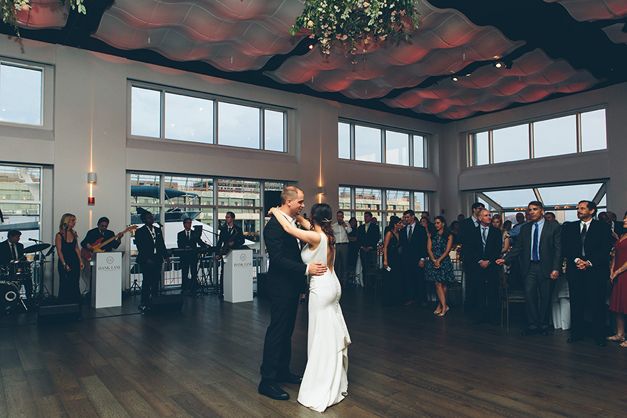 NEW-YORK-CITY-WEDDING-PHOTOGRAPHER-CURRENT-CHELSEAPIERS-THE-HIGHLINE-DREAM-HOTELS-CHELSEA-MANHATTAN-BROOKLYN-WEDDING-PHOTOGRAPHY-0090.jpg