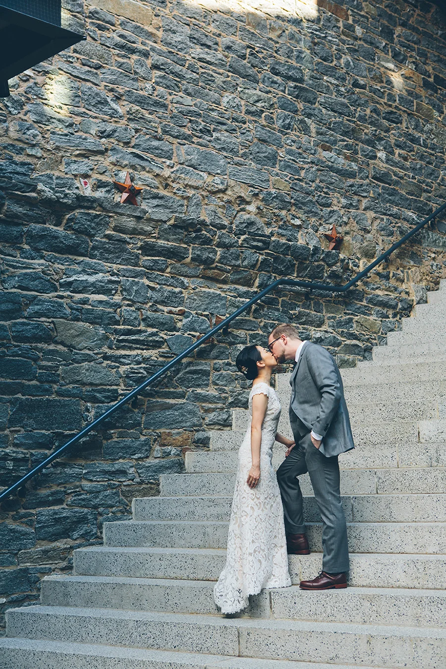 NEW-YORK-CITY-WEDDING-PHOTOGRAPHER-VINEGAR-HILL-HOUSE-INTIMATE-DUMBO-WEDDING-ELOPEMENT-MANHATTAN-BROOKLYN-WEDDING-PHOTOGRAPHY-0005.jpg