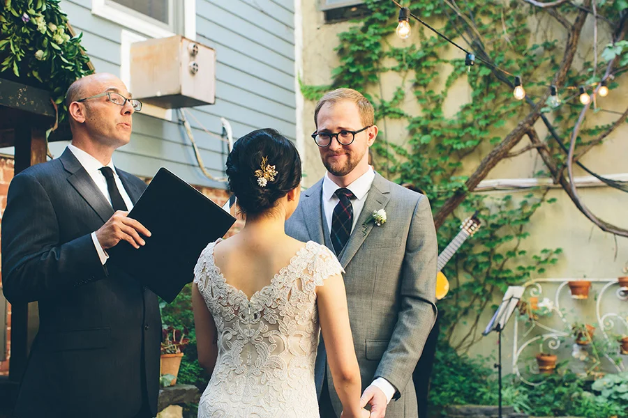 NEW-YORK-CITY-WEDDING-PHOTOGRAPHER-VINEGAR-HILL-HOUSE-INTIMATE-DUMBO-WEDDING-ELOPEMENT-MANHATTAN-BROOKLYN-WEDDING-PHOTOGRAPHY-0051.jpg