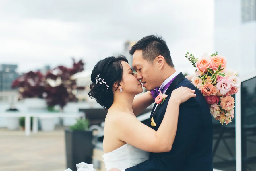 NEW-YORK-CITY-WEDDING-PHOTOGRAPHER-TRIBECA-ROOFTOP-THREE-SIXTY-VENUE-MANHATTAN-BROOKLYN-WEDDING-PHOTOGRAPHY-ANNIEROBERTY-0032.jpg