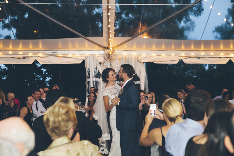 NEW-YORK-CITY-WEDDING-PHOTOGRAPHER-INTIMATE-WEDDING-NEW-LEAF-FORT-TRYON-PARK-UPPER-WEST-SIDE-NYC-ELOPEMENT-BROOKLYN-PROMENADE-CITYHALL-MANHATTAN-BROOKLYN-WEDDING-PHOTOGRAPHY-LAURENERIC-0049.jpg