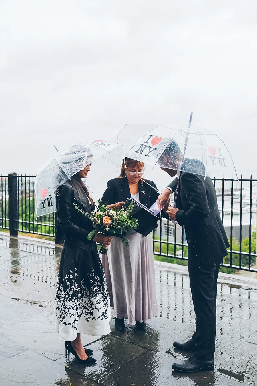 NEW-YORK-CITY-WEDDING-PHOTOGRAPHER-INTIMATE-WEDDING-ELOPEMENT-BROOKLYN-PROMENADE-CITYHALL-MANHATTAN-BROOKLYN-WEDDING-PHOTOGRAPHY-JackieAaron-0021.jpg