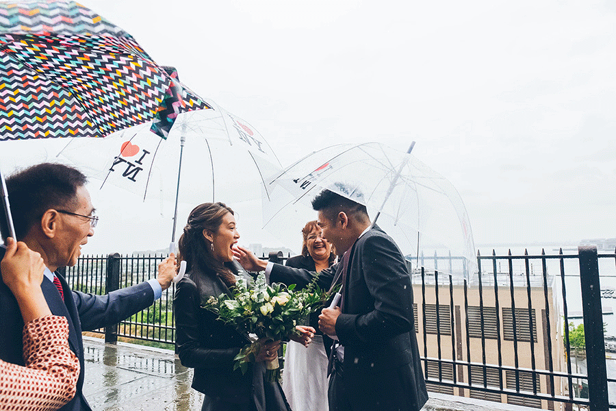 NEW-YORK-CITY-WEDDING-PHOTOGRAPHER-INTIMATE-WEDDING-ELOPEMENT-BROOKLYN-PROMENADE-CITYHALL-MANHATTAN-BROOKLYN-WEDDING-PHOTOGRAPHY-JackieAaron-0002.gif