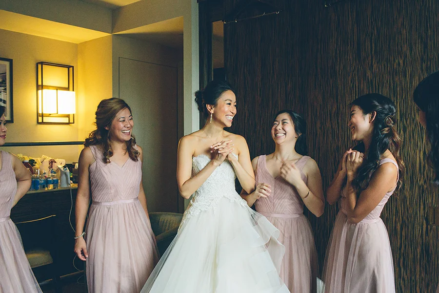 NEW-YORK-CITY-WEDDING-PHOTOGRAPHER-INTIMATE-WEDDING-DOMINICK-HOTEL-SOHO-WEDDING-TRIBECA-WEST-VILLAGE-monique-lhuillier-WEDDING-DRESS-ELOPEMENT-BROOKLYN-PROMENADE-CITYHALL-MANHATTAN-BROOKLYN-WEDDING-PHOTOGRAPHY-LAURENERIC-0022.jpg