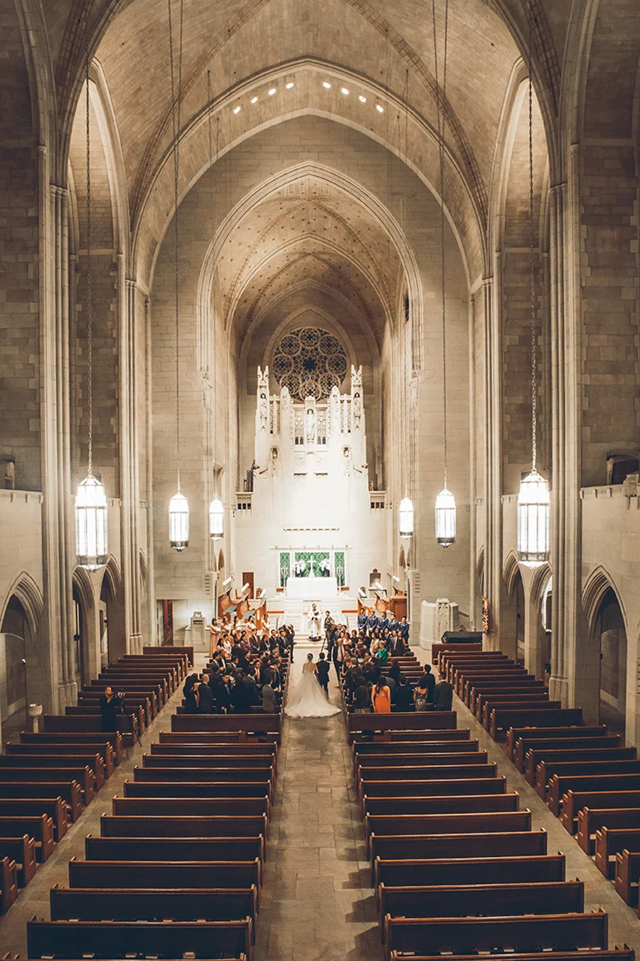 NEW-YORK-CITY-WEDDING-PHOTOGRAPHER-INTIMATE-WEDDING-DOMINICK-HOTEL-SOHO-WEDDING-TRIBECA-WEST-VILLAGE-monique-lhuillier-WEDDING-DRESS-ELOPEMENT-BROOKLYN-PROMENADE-CITYHALL-MANHATTAN-BROOKLYN-WEDDING-PHOTOGRAPHY-LAURENERIC-0032.jpg