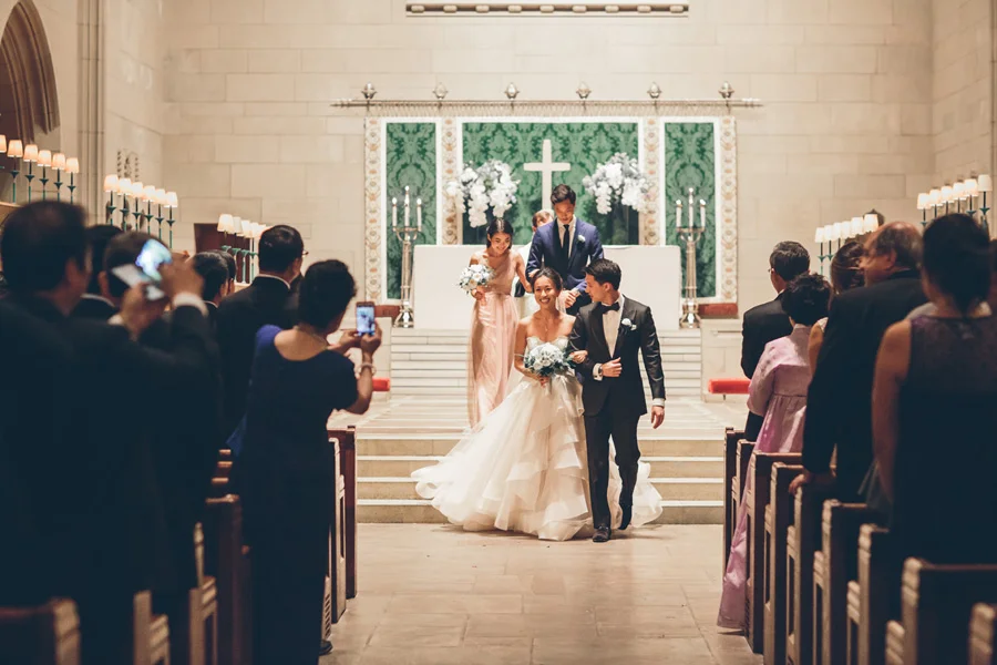 NEW-YORK-CITY-WEDDING-PHOTOGRAPHER-INTIMATE-WEDDING-DOMINICK-HOTEL-SOHO-WEDDING-TRIBECA-WEST-VILLAGE-monique-lhuillier-WEDDING-DRESS-ELOPEMENT-BROOKLYN-PROMENADE-CITYHALL-MANHATTAN-BROOKLYN-WEDDING-PHOTOGRAPHY-LAURENERIC-0038.jpg