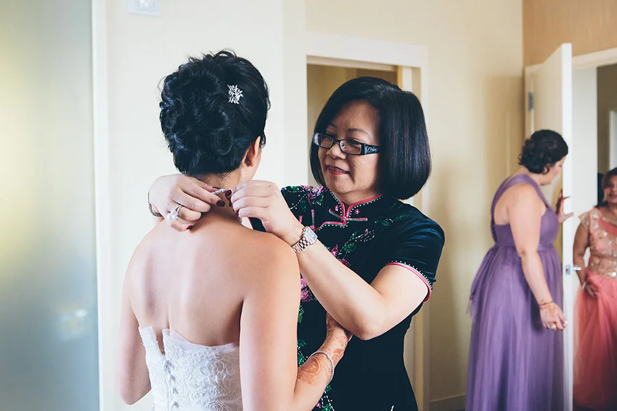 NEW-YORK-CITY-WEDDING-PHOTOGRAPHER-INTIMATE-TRIBECA-ROOFTOP-WEDDING-CENTRAL-PARK-BETHSEDA-FOUNTAIN-ELOPEMENT-NOHO-MUSKETROOM-BROOKLYN-CITYHALL-MANHATTAN-BROOKLYN-WEDDING-PHOTOGRAPHY-BROOKLYN-BRIDGE-PARK-MULTICULTURAL-0014.jpg