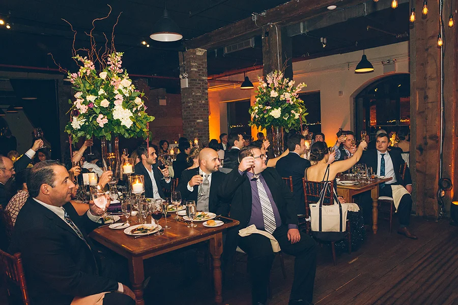 ALEXANDRA-MICHAEL-NYC-WEDDING-LIBERTY-WAREHOUSE-BROOKLYN-RECEPTION-CYNTHIACHUNG-10269.jpg